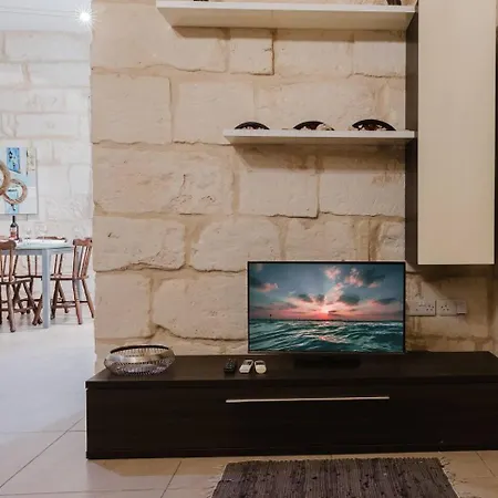 Semesterbostad Bright 3bed Townhouse By Homely! Mellieħa