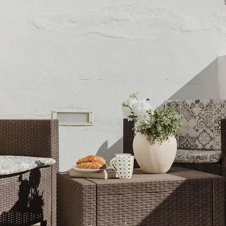 Bright 3bed Townhouse By Homely! *