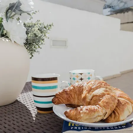 Bright 3bed Townhouse By Homely! בית נופש מליאהה