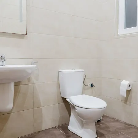 펜션 Bright 3bed Townhouse By Homely!
