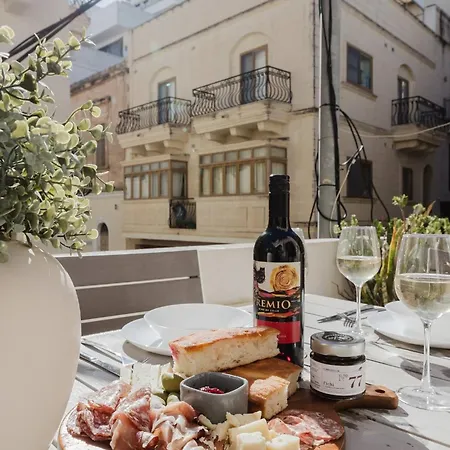 Bright 3bed Townhouse By Homely! בית נופש מליאהה