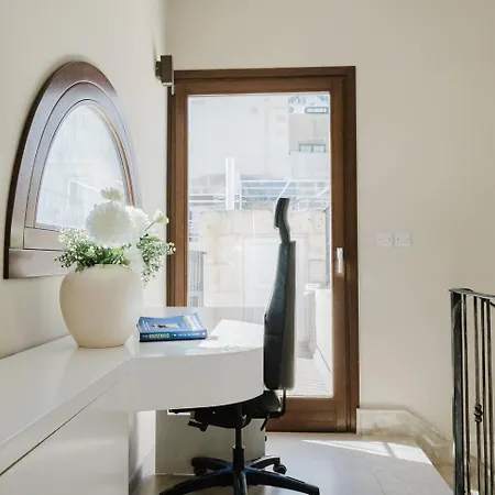 בית נופש Bright 3bed Townhouse By Homely!