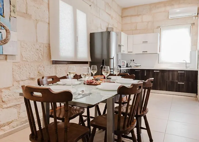 Bright 3bed Townhouse By Homely! * 梅利哈