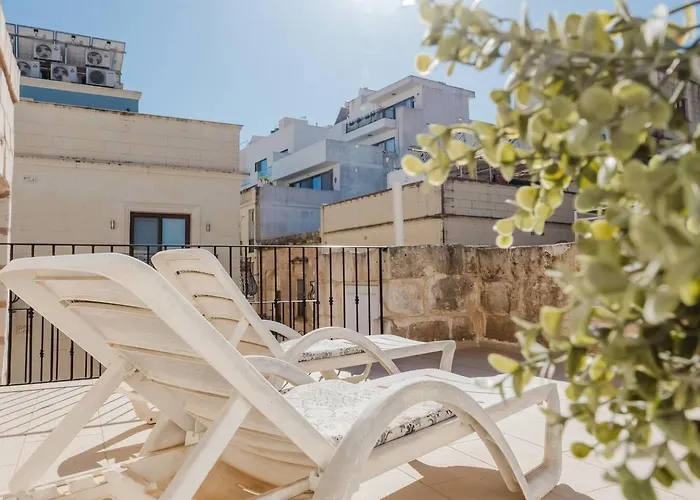 Bright 3bed Townhouse By Homely! 梅利哈