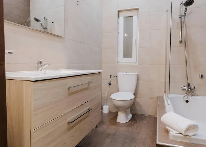 Bright 3bed Townhouse By Homely! 度假居 *